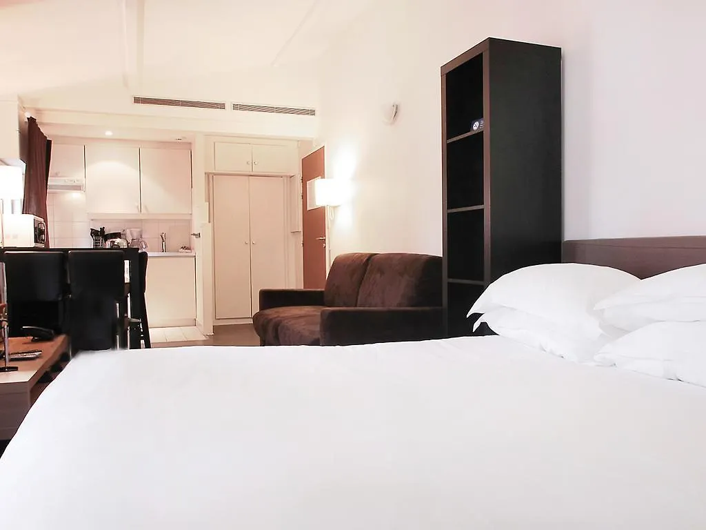 מלון Apts Bridgestreet Opera 4*