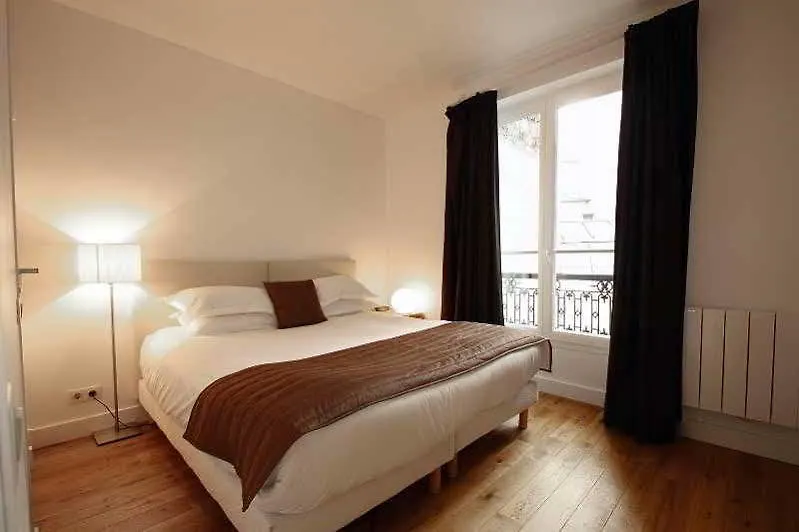 Hotel Apts Bridgestreet Opera 4*